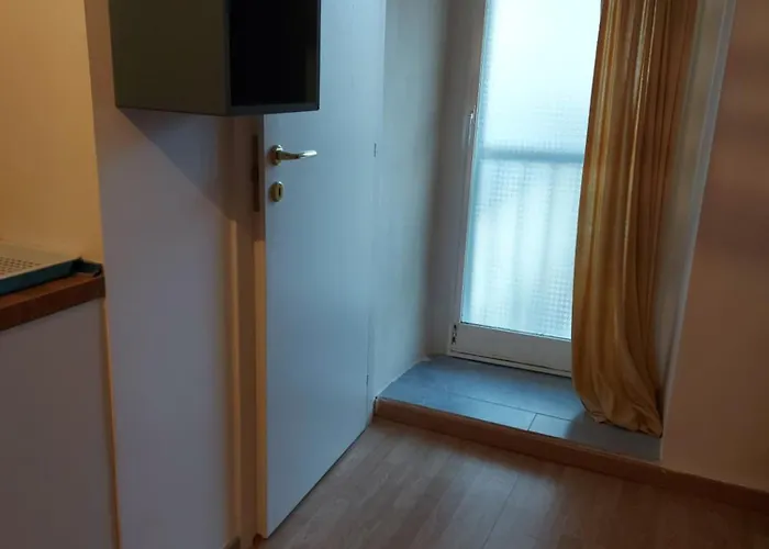 Quintino Sella 175 Foresteria Matisse Apartman *